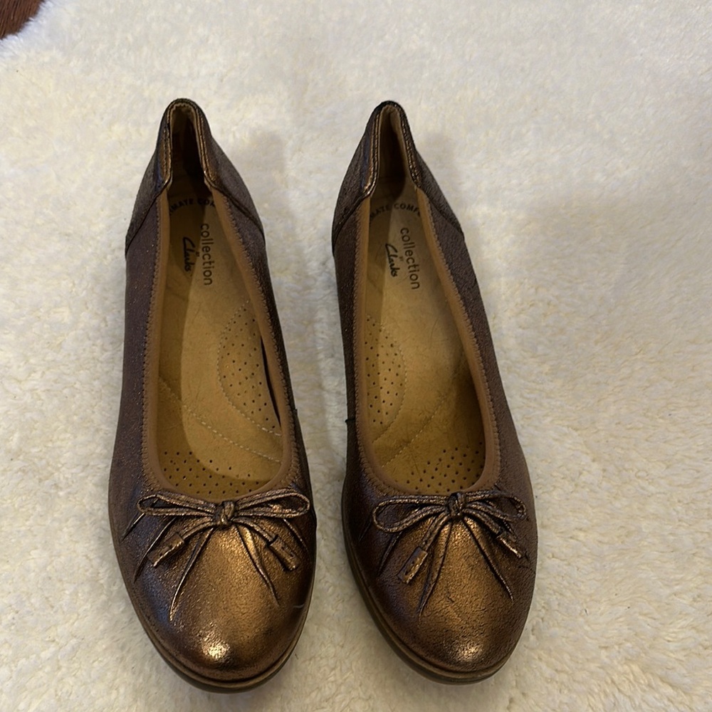 Clark
Dress shoes